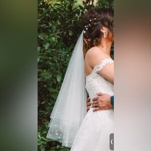 Tailored Tulle Pearl Trim Wedding Veil 30 inches